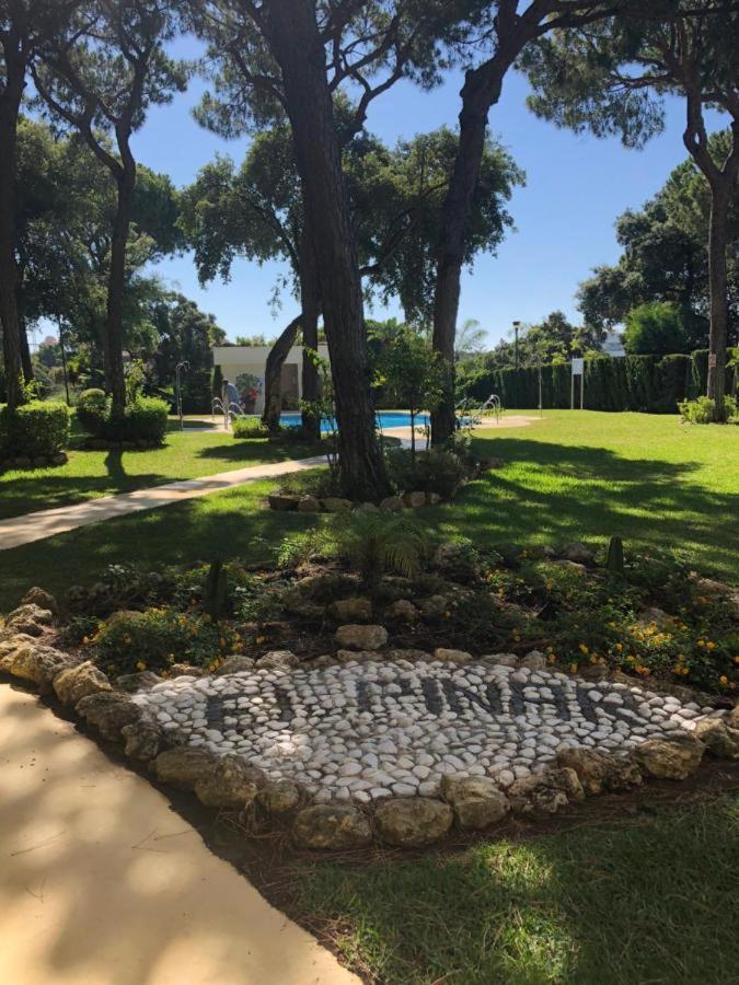 Ansa Beach Apartment - Cabopino, Marbella - Garden Level Zewnętrze zdjęcie